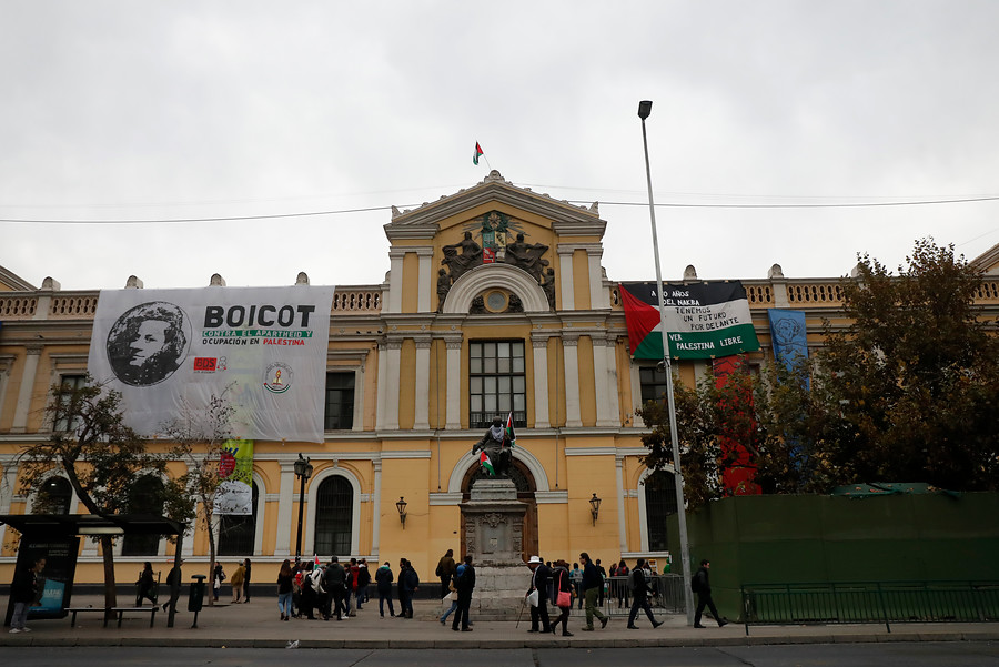 Universidad de Chile libros robados