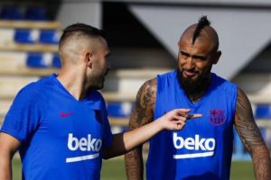 Arturo Vidal se suma a los entrenamientos de Barcelona para iniciar su lucha por la titularidad