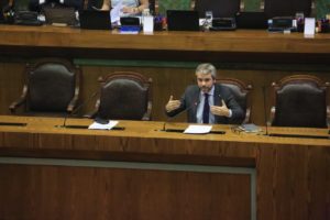 Ministro Blumel celebra aprobación de iniciativas de Modernización del Estado