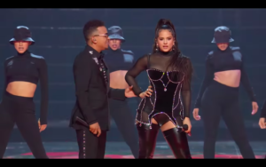 Cómo los latinos se tomaron los VMA