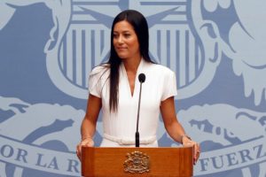 Nueva presidenta de Asociación de Isapres demandó dos veces por alzas en su plan de salud