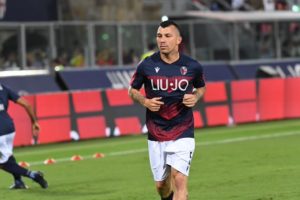 Gary Medel se estrenó oficialmente por el Bologna en triunfo sobre SPAL