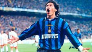 Zamorano celebra la llegada de Alexis al Inter: 