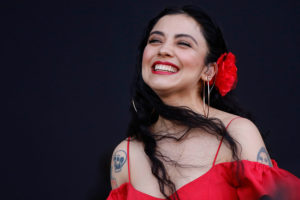 Mon Laferte arremete contra Piñera: 