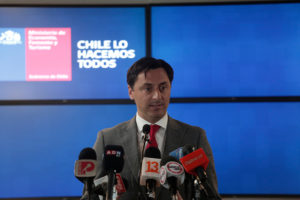 Sernac detecta infracciones y malas prácticas en contratación de seguros en el retail