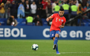 Paulo Díaz es el capitán de la Roja en amistoso ante Honduras