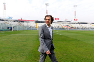 Mosa descarta ofrecimiento para Mario Salas desde Emiratos Árabes