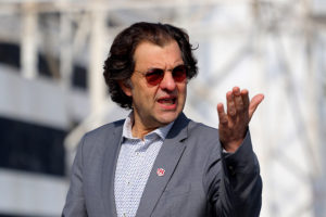 Mosa niega que continuidad de Salas en Colo Colo se defina por el superclásico