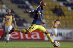 ANFP descartó acusación de racismo de Alexis Rolín contra árbitro Gilabert