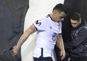 Con helicóptero y escenario: la fiesta para Paredes que Colo Colo no pudo celebrar