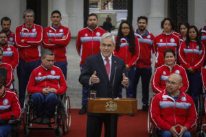 Piñera recibe en La Moneda a los atletas que participaron en los Juegos Parapanamericanos