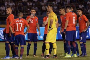 VIDEO | La 'Roja' fue de más a menos y terminó cayendo ante Honduras