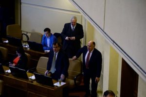 Diputados de Chile Vamos dejaron la sala en minuto de silencio por el 11 de septiembre