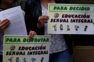 Diputada del Frente Amplio propone impartir educación sexual desde el jardín infantil