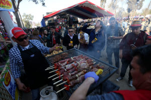 Región de Valparaíso: Decomisan 400 kilos de carne durante fiscalización en fondas y ramadas