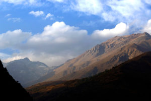 El conflicto que enfrenta a Mauricio Purto y el alcalde de Lo Barnechea por glaciar en Yerba Loca