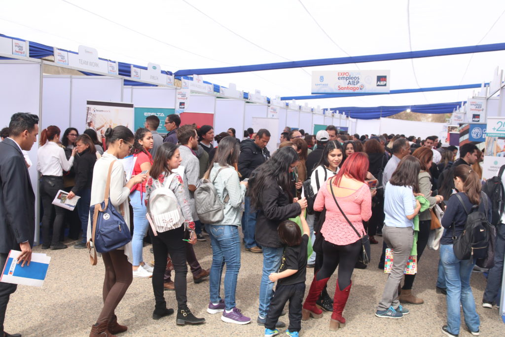 AIEP feria laboral