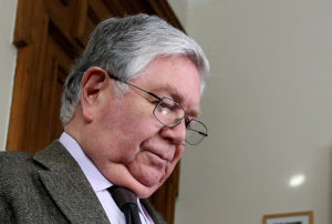 Lamberto Cisternas descartó que se esté perdiendo la batalla contra la delincuencia tras violento asalto en Mall Plaza Vespucio