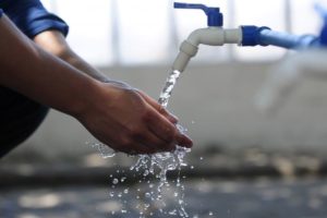 Puerto Octay: Autoridades postergan regreso del agua potable para mañana