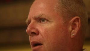 Fundador de la terapia de conversión homosexual más grande de Estados Unidos, se declaró gay