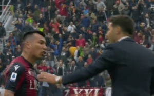 FOTOS | Gary Medel se descontroló y encaró a la banca de la Roma