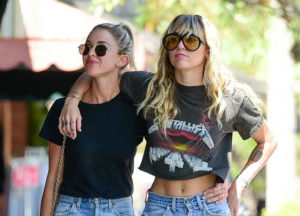 Miley Cyrus termina su romance de verano con Kaitlynn Carter