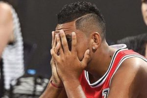Nick Kyrgios arriesga 16 semanas sin jugar si reincide en malos actos