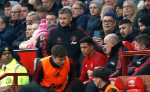 Aseguran que Solskjaer pidió la salida de Alexis apenas llegó al Manchester United