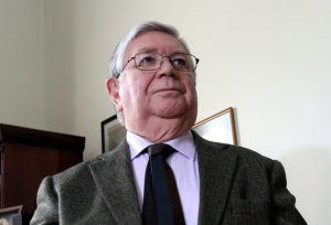 Vocero de la Corte Suprema se suma a petición de nueva Constitución