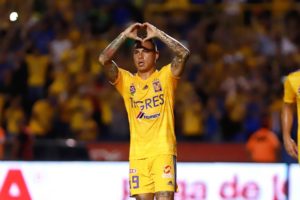 Eduardo Vargas marcó doblete en singular victoria de Tigres sobre Veracruz