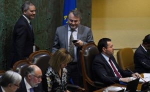 Pepe Auth responde a críticas: “Yo no tengo ninguna razón para renunciar”