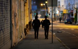 Retrasan inicio de toque de queda en la Región de Valparaíso y en Concepción