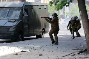 INDH reportó 2.410 detenidos y 210 heridos con armas de fuego en Chile