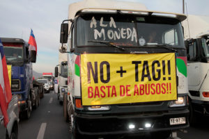 Protesta convocada por “No + TAG” reúne a camioneros, taxistas y automovilistas