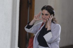 Ministra Zaldívar busca 