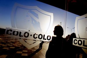 Colo Colo lidera reacciones de los clubes ante la crisis social que vive el país