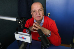 Patricio Frez fue internado por una hemorragia en una úlcera gástrica