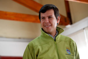 Las razones de Claudio Castro para renunciar a la DC tras 8 años de militancia