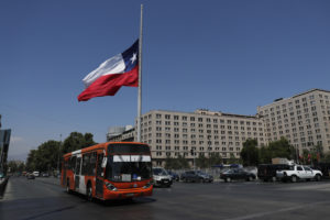 Chile cae al lugar 59 en ranking de países para hacer negocios