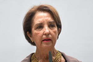 VIDEO| La razón de por qué la ministra Hutt evadió pregunta sobre su renuncia