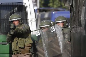 INDH anunció querella criminal por violencia policial en manifestaciones