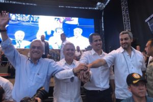 Juan Guaidó responsabiliza a Maduro de financiar protestas en Chile y Ecuador