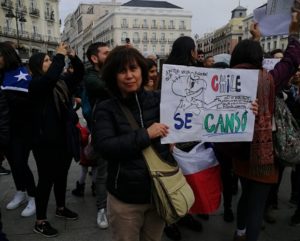 En Irlanda, España y Alemania: chilenos en el mundo se suman con manifestaciones en apoyo al movimiento ciudadano