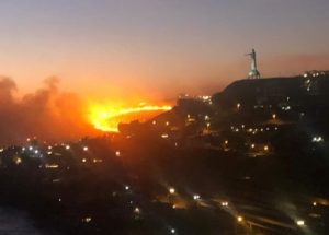Lebron James y Arnold Schwarzenegger entre los más 200 mil evacuados por incendios en EE.UU.