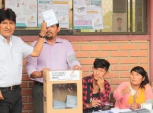 Aumenta la tensión en Bolivia: opositores llaman a paro indefinido y OEA convoca a sesión extraordinaria