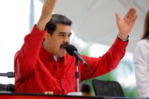 Nicolás Maduro otorga máximo rango militar a ministro sancionado por EE.UU. por narcotráfico