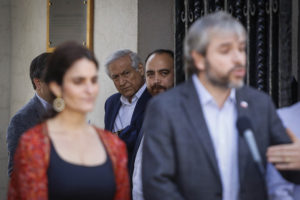 Nueva Constitución: la piedra de tope entre la oposición y el oficialismo