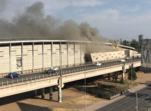 VIDEO | Nuevos incendios afectan a estaciones Macul, San Pablo y Laguna Sur