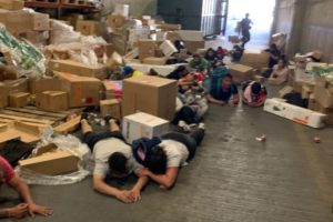 Detienen a 31 personas que saquearon un supermercado en Puente Alto
