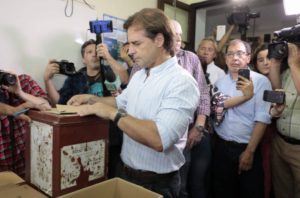 Elecciones en Uruguay: Frente Amplio y el Partido Nacional a segunda vuelta
